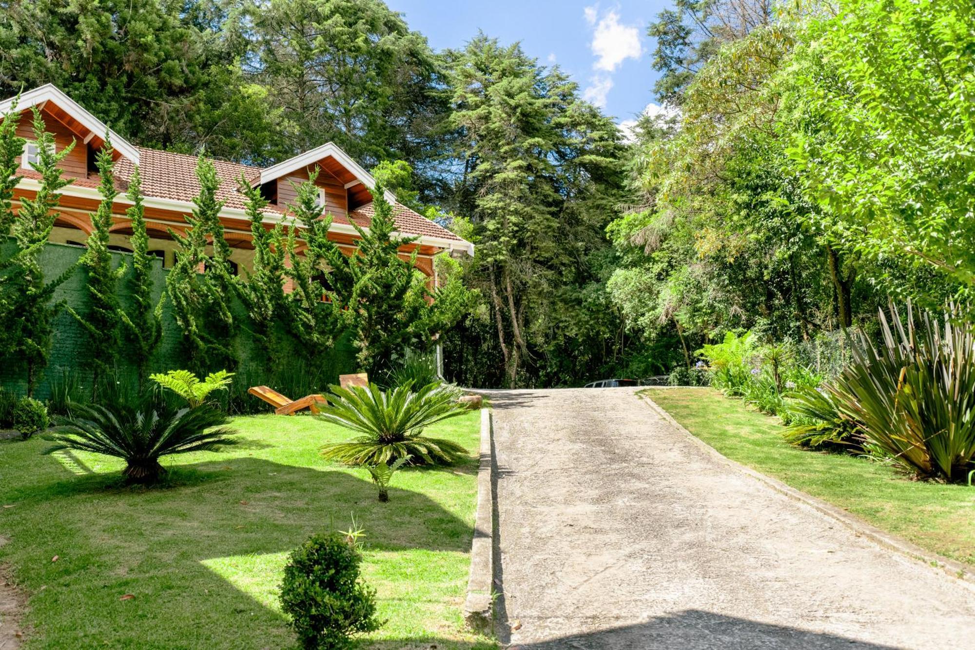 Pousada Vila Floratta Campos do Jordão Esterno foto